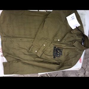 Botton up shirt
